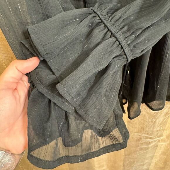 Torrid Black Babydoll Crinkle Lurex Chiffon Crochet Lace-Up Top 00 Medium - Picture 4 of 12